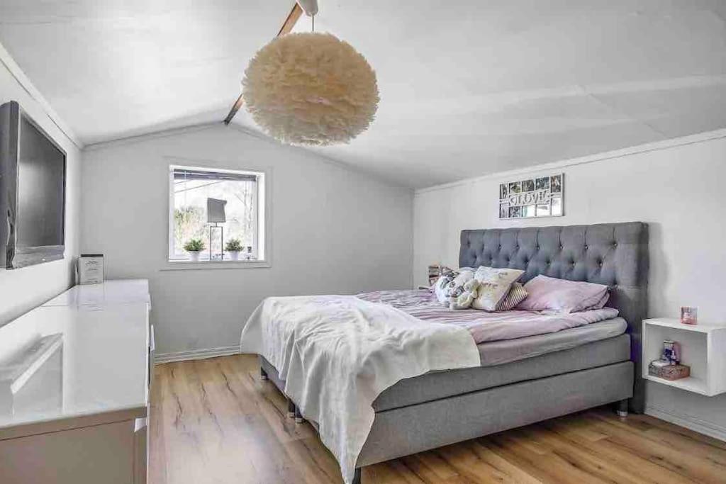 Mysigt Hus Med Natur & Jacuzzi I Olofstorp Göteborg Exteriör bild